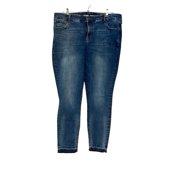 Women’s Old Navy Rockstar Built In Sculpt Skinny Jeans Raw Hem Size 18 Regular - Picture 1 of 8